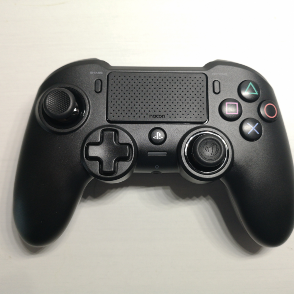 NACON Asymmetric Wireless Controller for Ps4